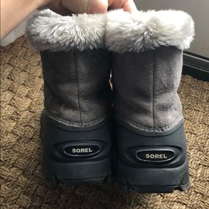 Sorel winter boots size 9